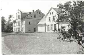 Szkoła w Nietążkowie