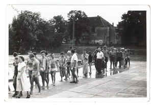 Zawody pływackie - otwarcie basenu